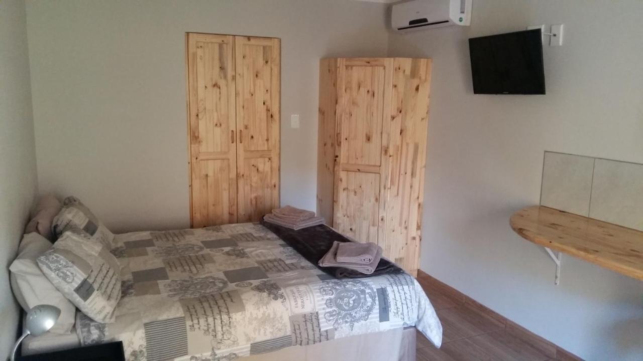 Babbling Brook B&B Closes At Half Past Eight امبانجيني المظهر الخارجي الصورة